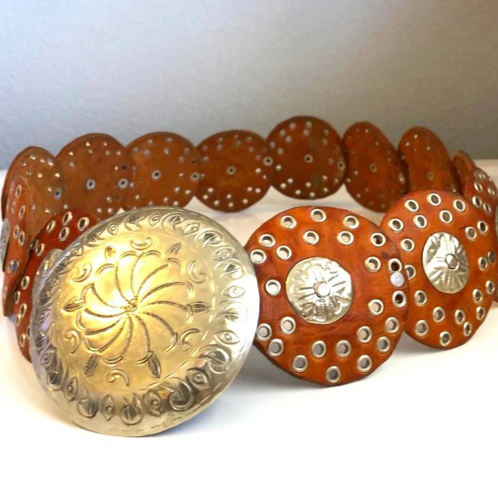 New Handcrafted Y2K Boho Western Concho Belt Tan Leather Silver Medallions OS